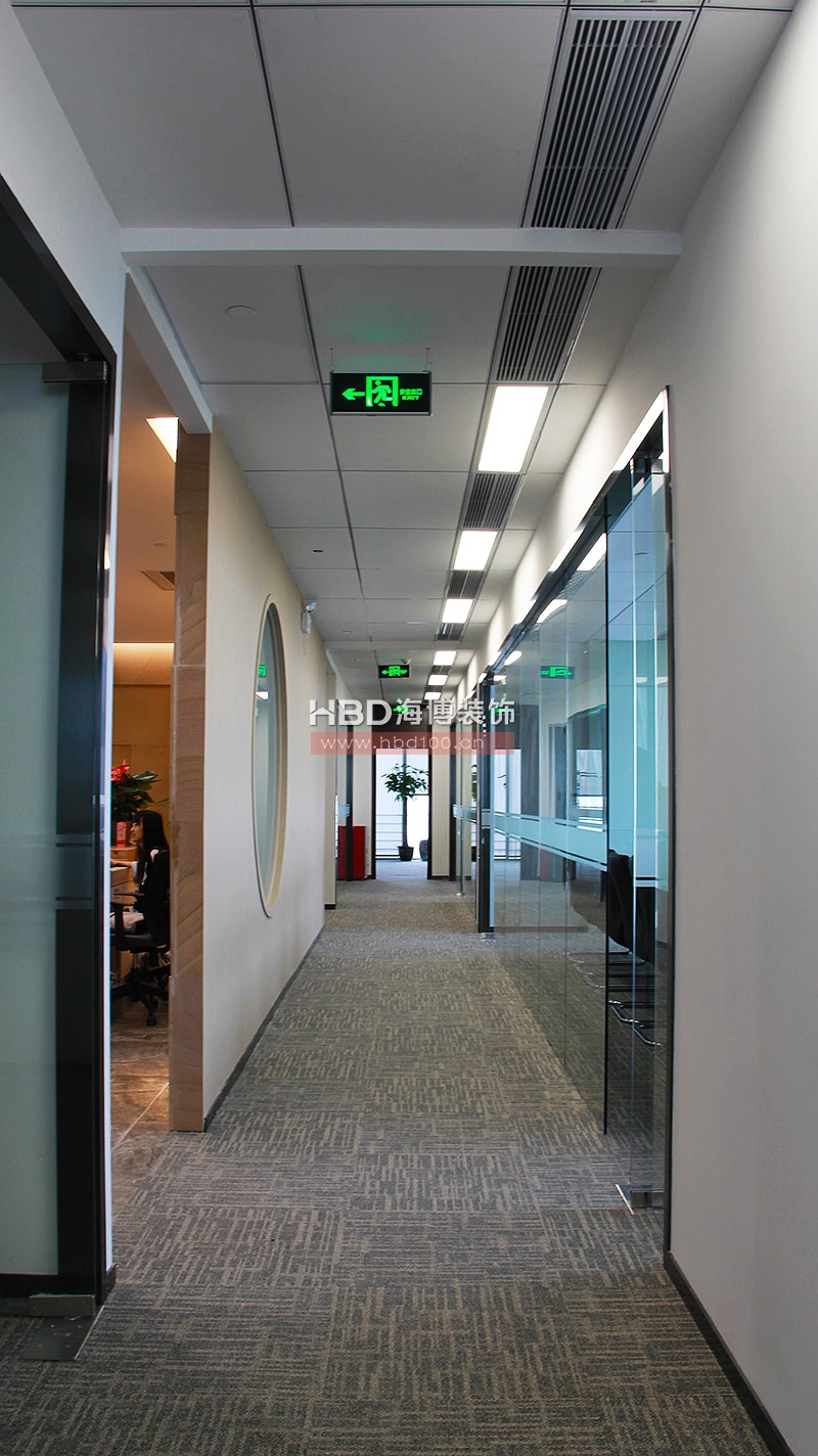 富力新天地中心寫(xiě)字樓裝修,辦公室裝修設(shè)計(jì),海博裝飾.jpg