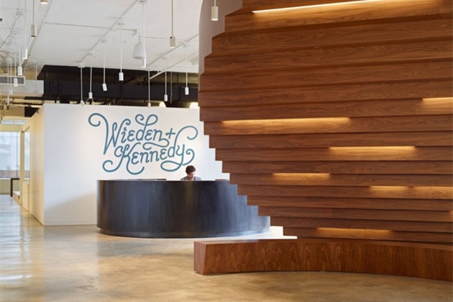 辦公室裝修設(shè)計(jì),木飾面材料,廣州裝修公司,科技公司辦公室.jpg 辦公室裝修設(shè)計(jì),木飾面材料,廣州裝修公司,科技公司辦公室.jpg