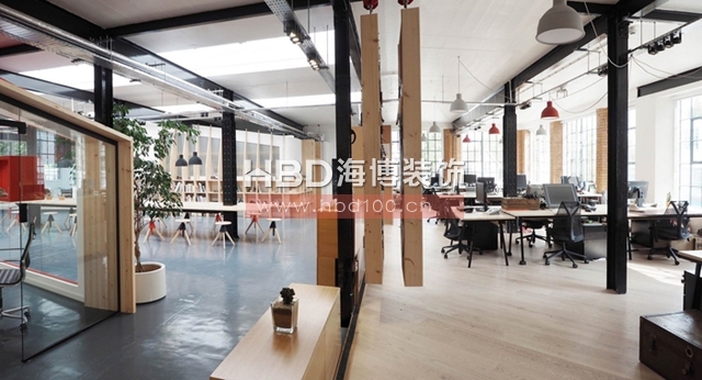 工業(yè)風辦公室設(shè)計,辦公室設(shè)計風格,服飾公司辦公室設(shè)計,海博裝飾.jpg