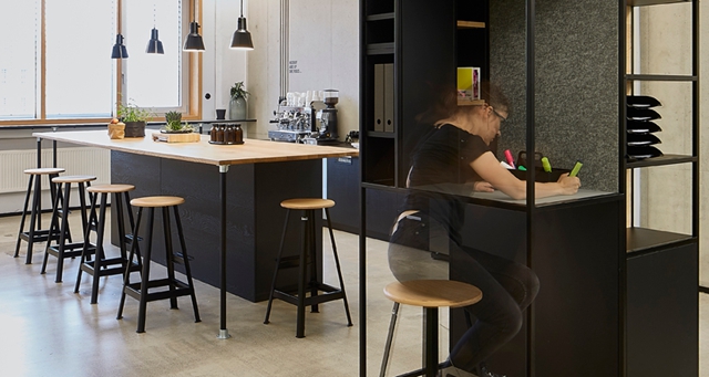 簡約風(fēng)辦公室裝修設(shè)計,現(xiàn)代辦公裝修風(fēng)格,廣州裝飾公司,海博裝飾.jpg 簡約風(fēng)辦公室裝修設(shè)計,現(xiàn)代辦公裝修風(fēng)格,廣州裝飾公司,海博裝飾.jpg