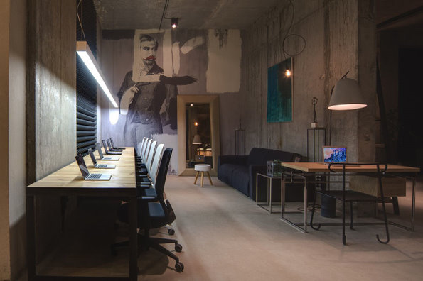 工業(yè)風(fēng)裝修設(shè)計(jì),辦公室設(shè)計(jì),廣州裝飾公司,環(huán)保辦公室裝修.jpg 工業(yè)風(fēng)裝修設(shè)計(jì),辦公室設(shè)計(jì),廣州裝飾公司,環(huán)保辦公室裝修.jpg