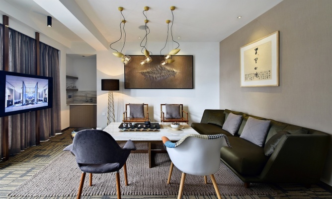 具有設(shè)計感的辦公室裝修.jpg 具有設(shè)計感的辦公室裝修.jpg