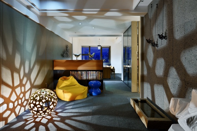 具有設(shè)計感的辦公室裝修.jpg 具有設(shè)計感的辦公室裝修.jpg