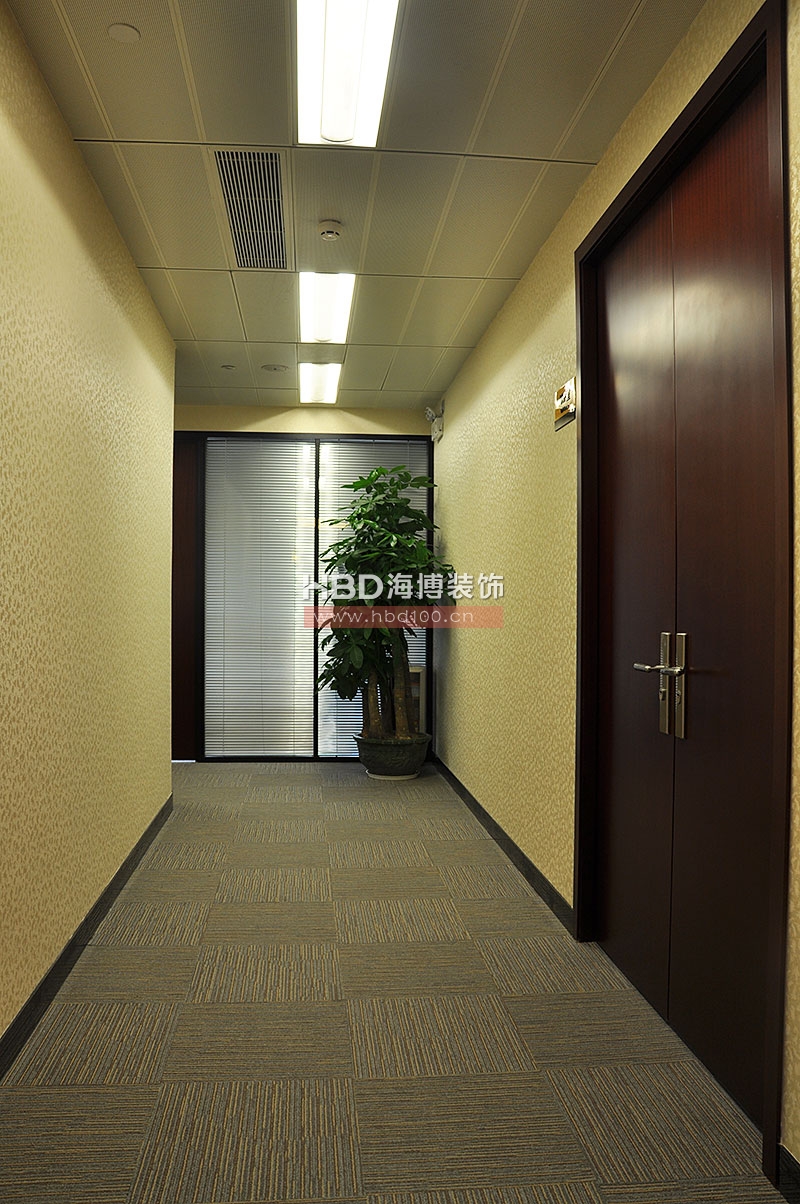 金融投資公司辦公室裝修.jpg 金融投資公司辦公室裝修.jpg