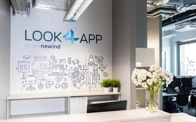 軟件公司辦公室裝修設(shè)計風(fēng)格.jpg 軟件公司辦公室裝修設(shè)計風(fēng)格.jpg